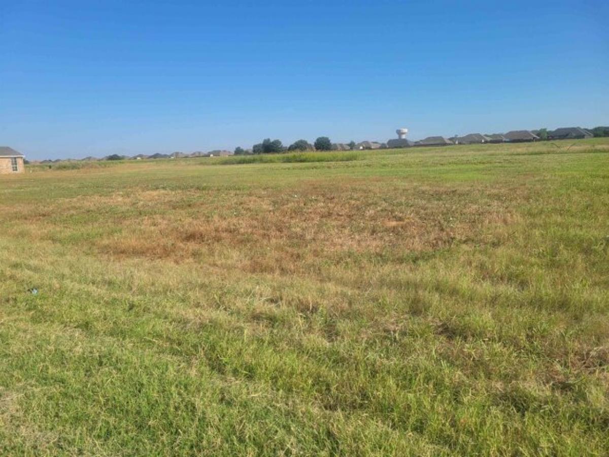 Picture of Residential Land For Sale in Duncan, Oklahoma, United States