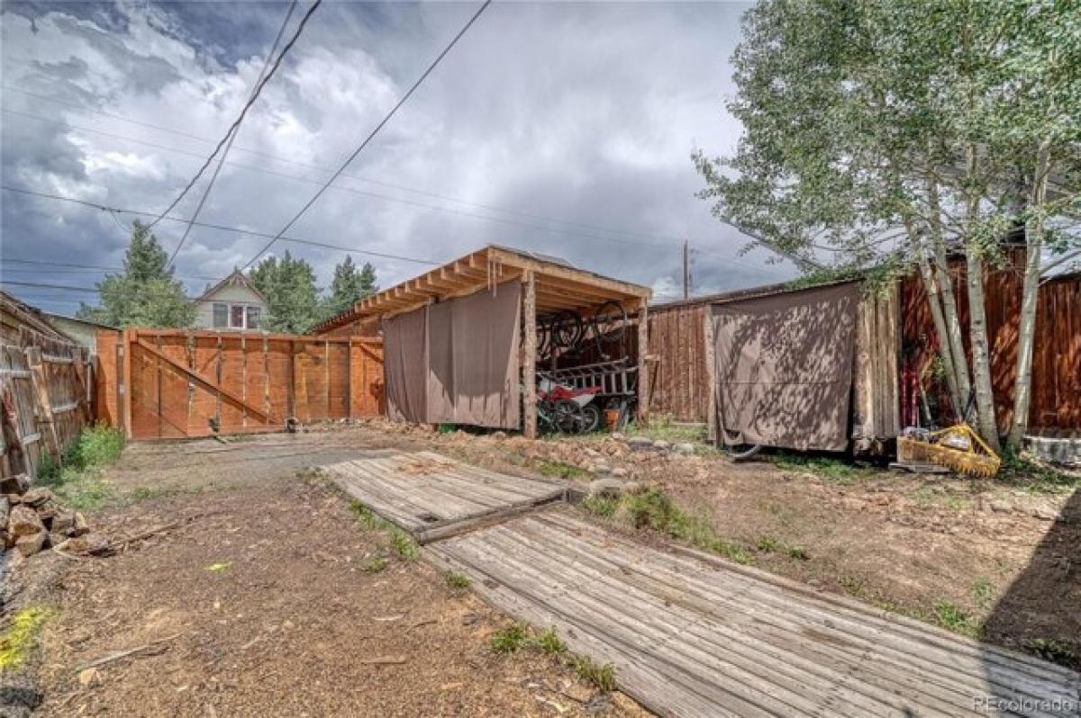 Picture of Home For Sale in Leadville, Colorado, United States