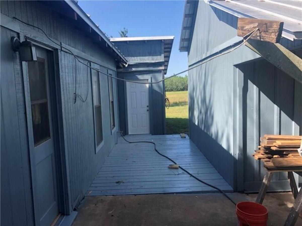 Picture of Home For Rent in Rosanky, Texas, United States