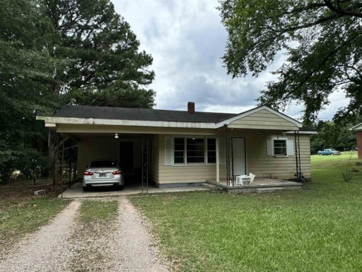 Picture of Home For Sale in Bethel Springs, Tennessee, United States