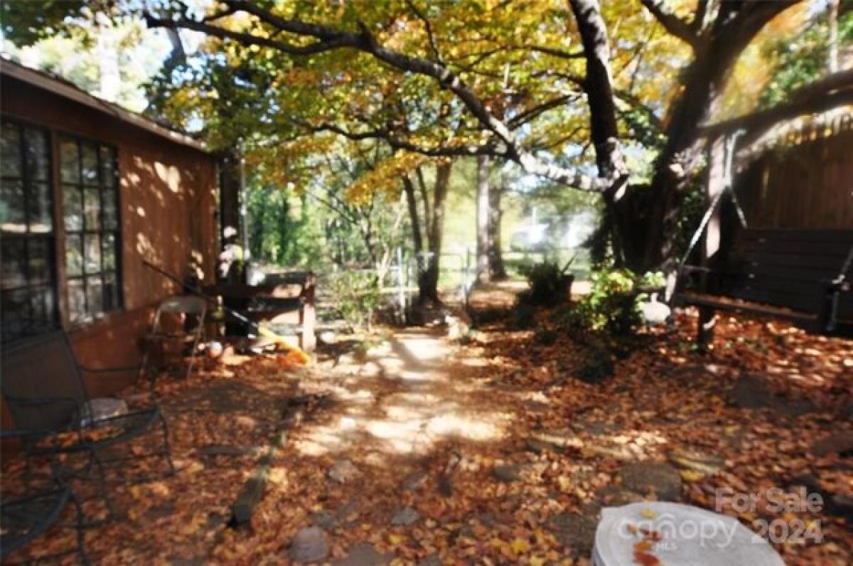 Picture of Home For Sale in Chester, South Carolina, United States