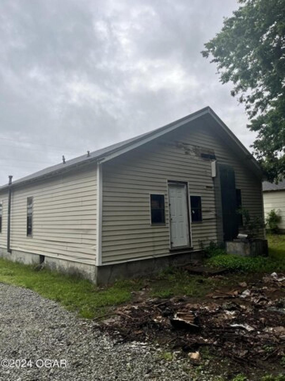 Picture of Home For Sale in Baxter Springs, Kansas, United States