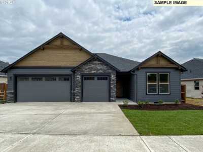 Home For Sale in La Center, Washington