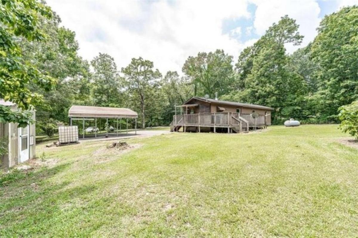 Picture of Home For Sale in Lindale, Georgia, United States