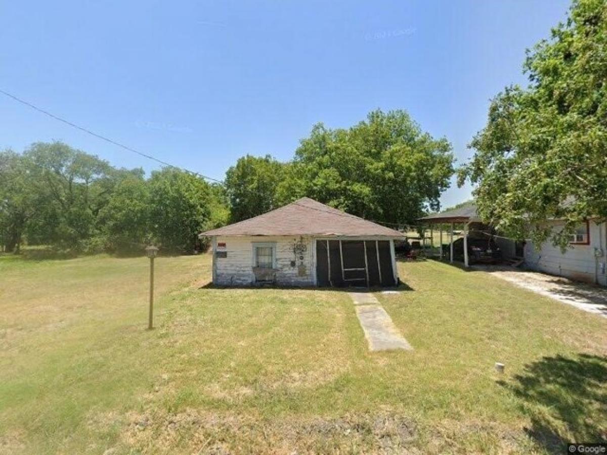 Picture of Home For Sale in Mart, Texas, United States