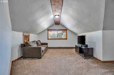 Home For Sale in Jefferson, Oregon