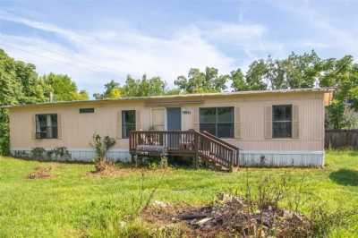 Home For Sale in Hampton, Florida