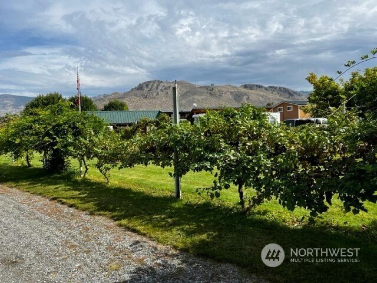 Picture of Home For Sale in Oroville, Washington, United States