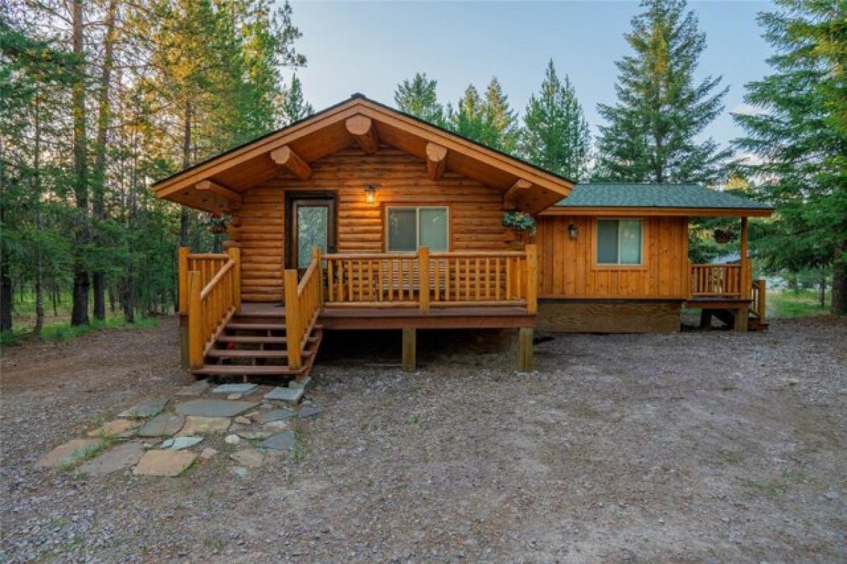 Picture of Home For Sale in Libby, Montana, United States