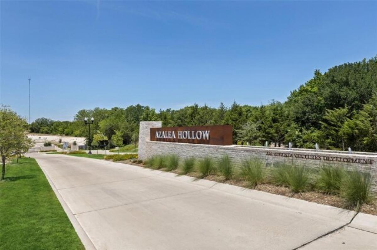 Picture of Residential Land For Sale in Midlothian, Texas, United States