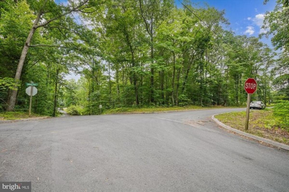 Picture of Residential Land For Sale in Lusby, Maryland, United States