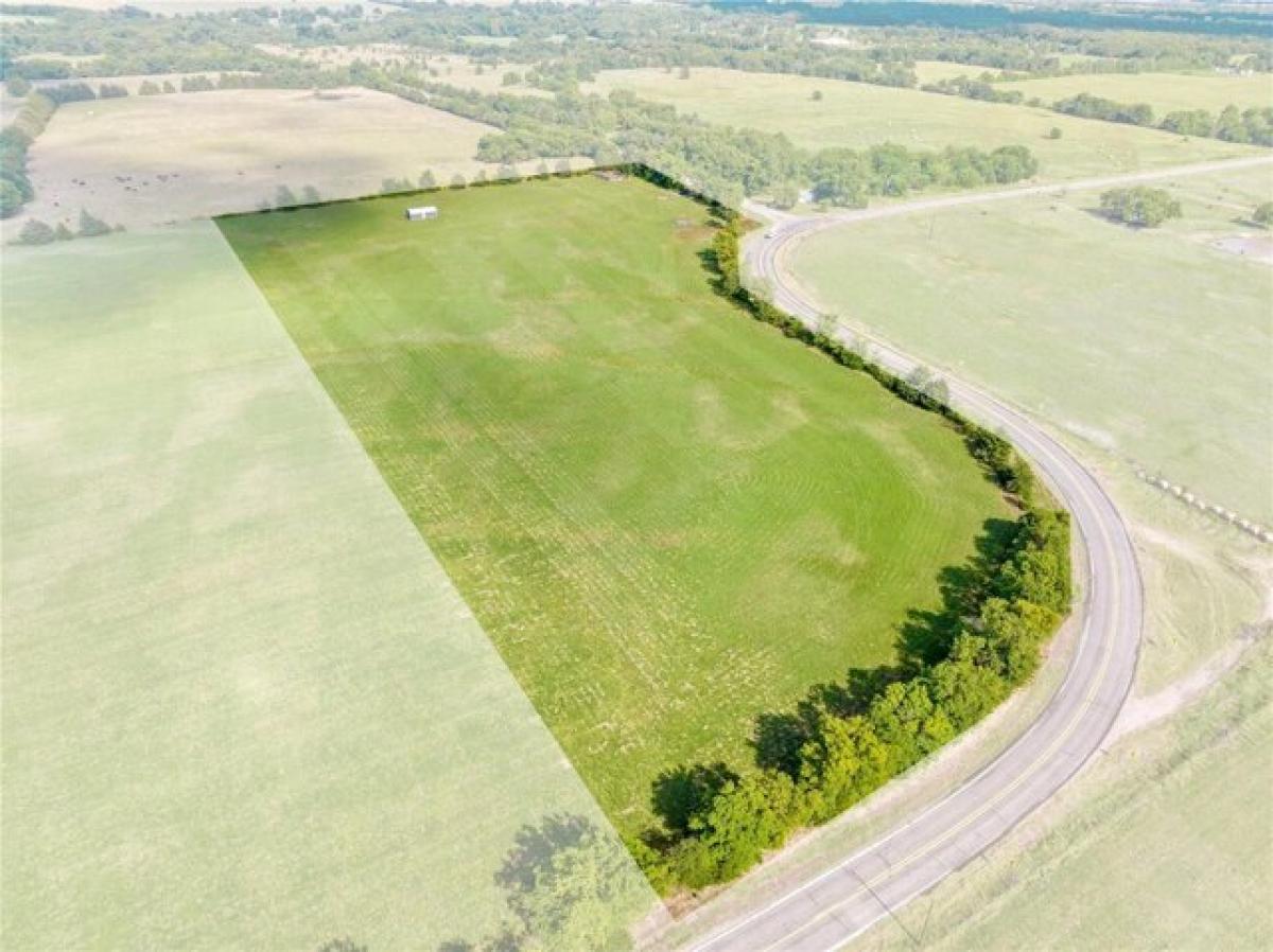 Picture of Residential Land For Sale in Pattonville, Texas, United States