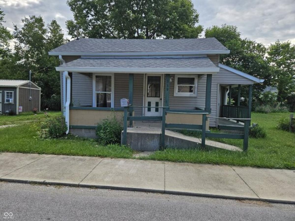 Picture of Home For Sale in Martinsville, Indiana, United States