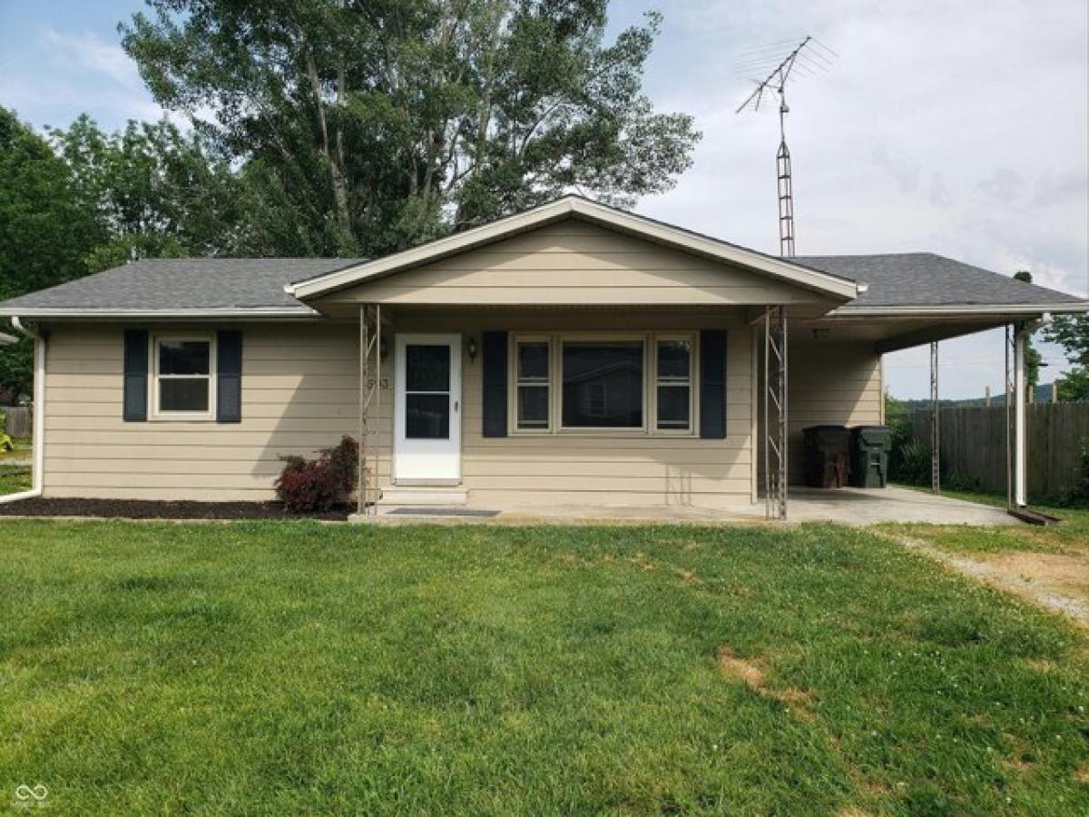 Picture of Home For Sale in Brownstown, Indiana, United States