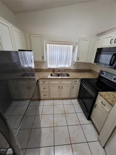 Home For Rent in Gotha, Florida