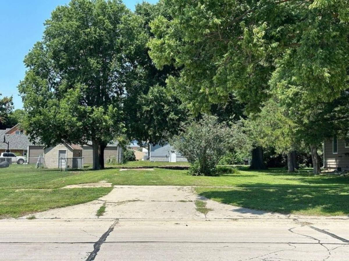 Picture of Residential Land For Sale in Ravenna, Nebraska, United States