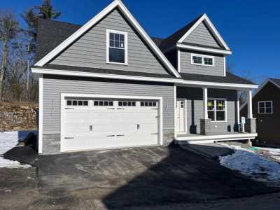 Home For Sale in Windham, New Hampshire