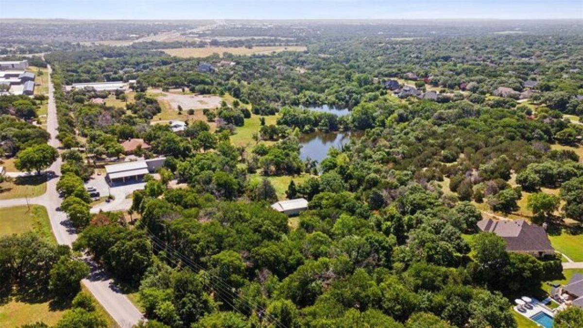 Picture of Residential Land For Sale in Willow Park, Texas, United States