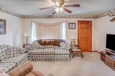 Home For Sale in Pleasant Hill, Illinois