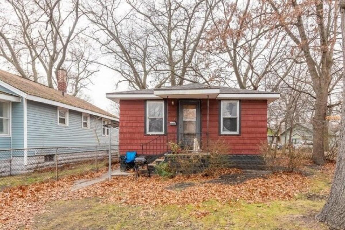 Picture of Home For Sale in Muskegon Heights, Michigan, United States