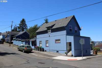 Home For Sale in Astoria, Oregon