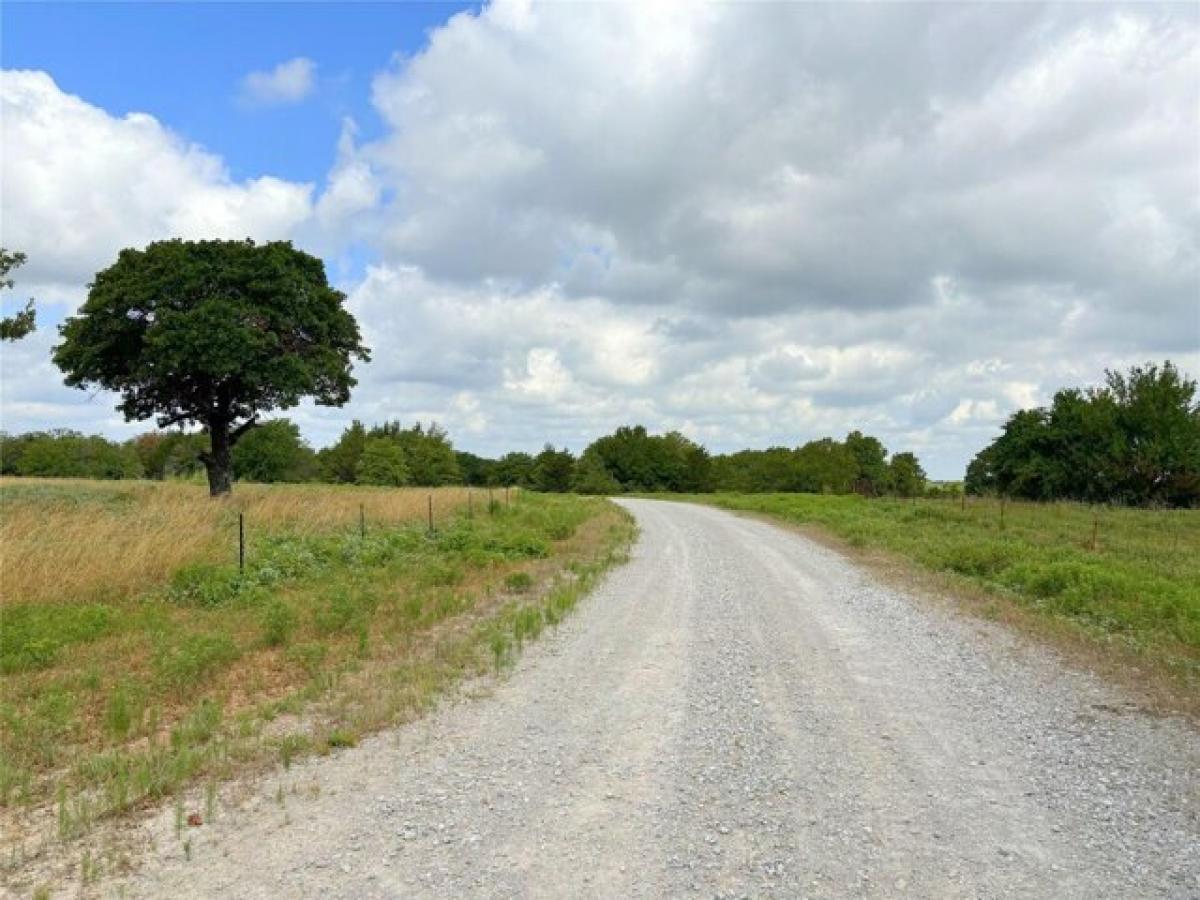 Picture of Residential Land For Sale in Alvord, Texas, United States