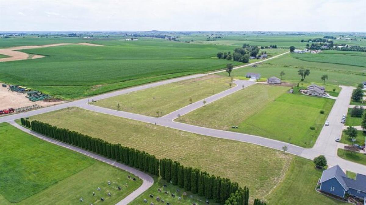 Picture of Residential Land For Sale in Cuba City, Wisconsin, United States