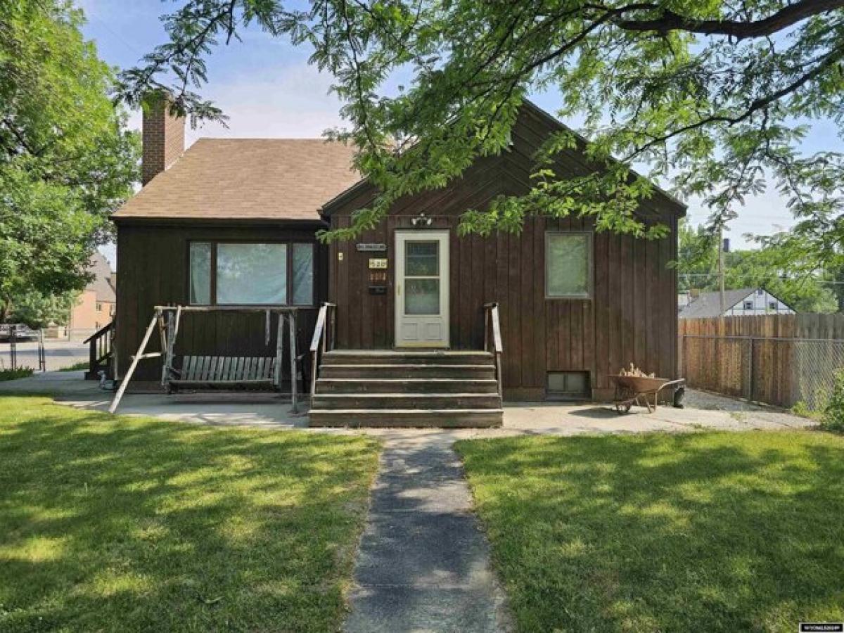 Picture of Home For Sale in Worland, Wyoming, United States