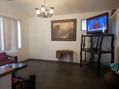 Home For Rent in Farmersville, California