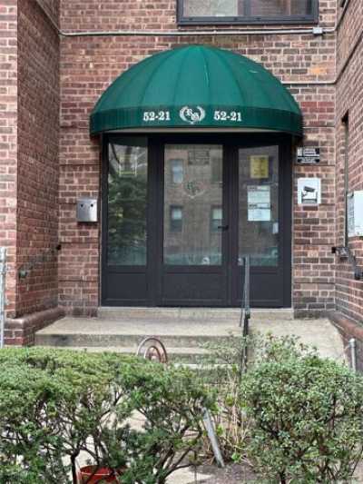 Home For Sale in Maspeth, New York