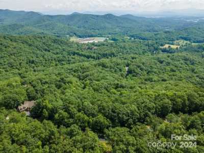 Home For Sale in Horse Shoe, North Carolina