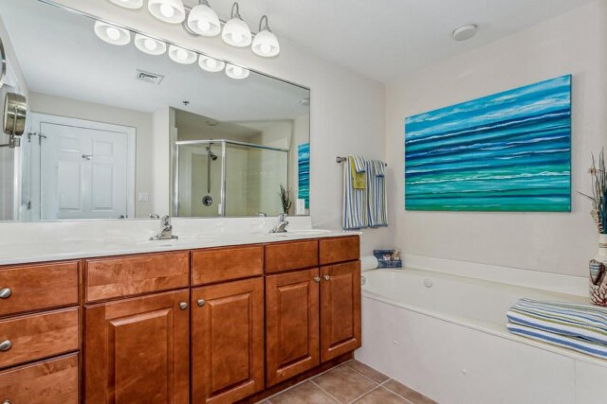 Picture of Home For Sale in Pensacola Beach, Florida, United States