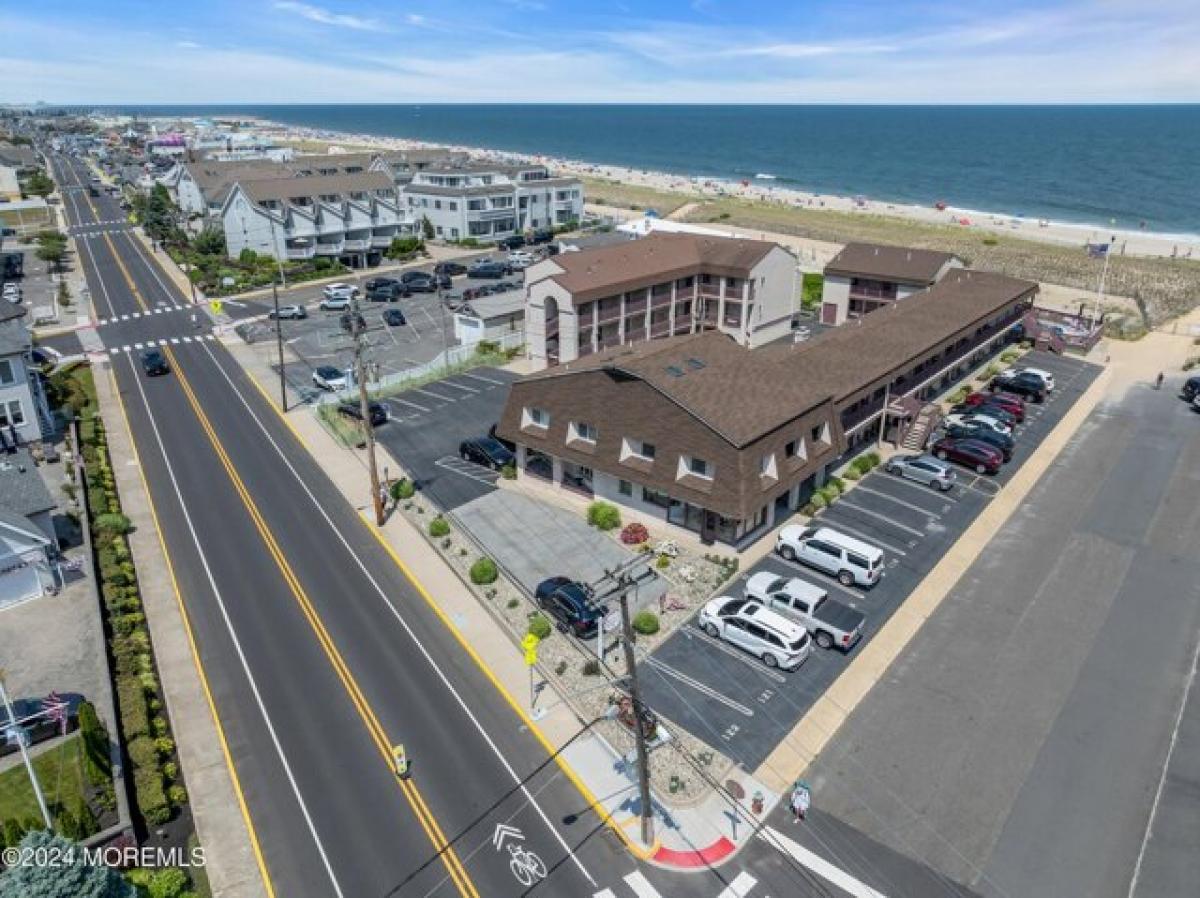 Picture of Residential Land For Sale in Point Pleasant Beach, New Jersey, United States