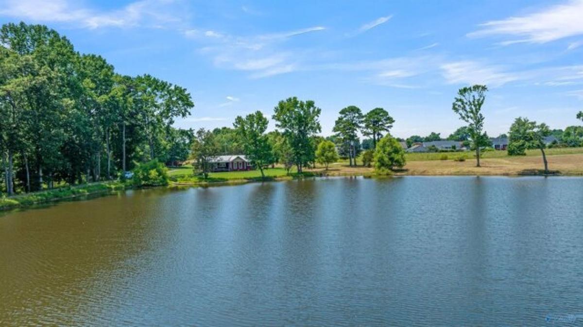 Picture of Home For Sale in Rainsville, Alabama, United States