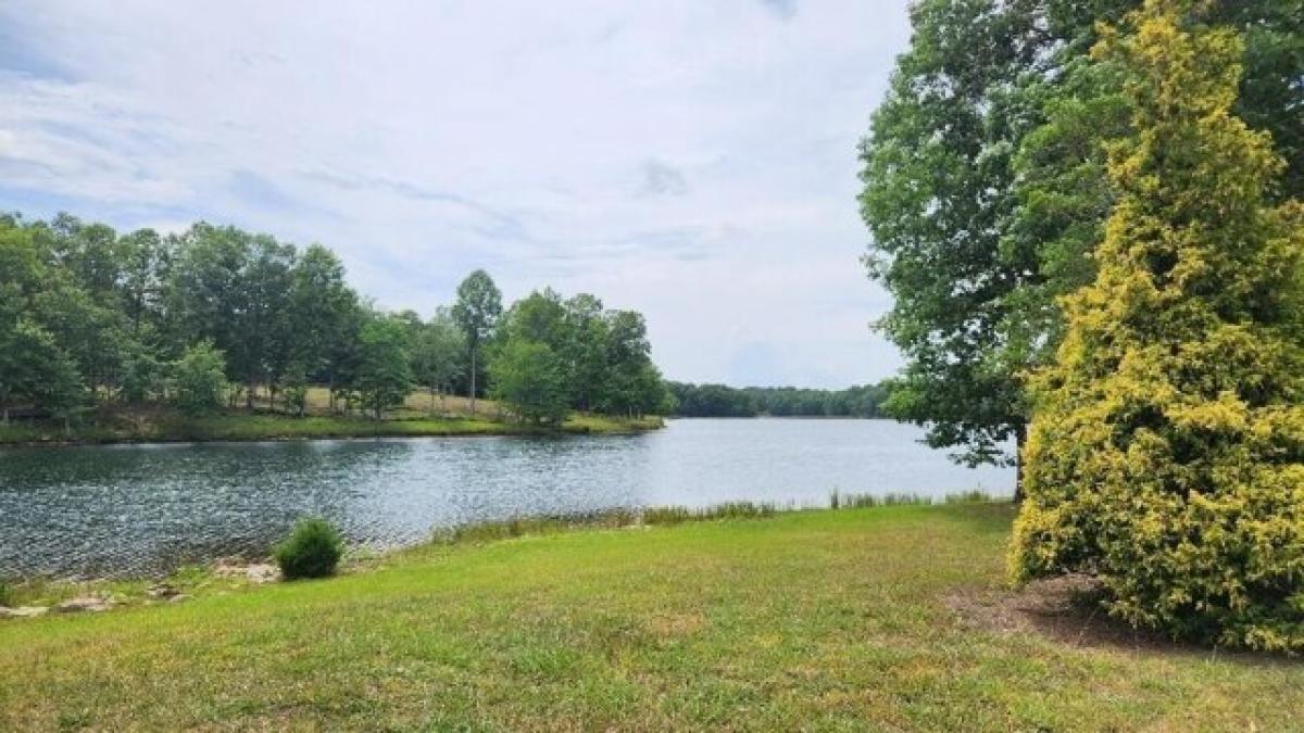 Picture of Residential Land For Sale in Spencer, Tennessee, United States