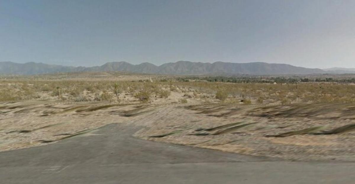 Picture of Residential Land For Sale in Pearblossom, California, United States