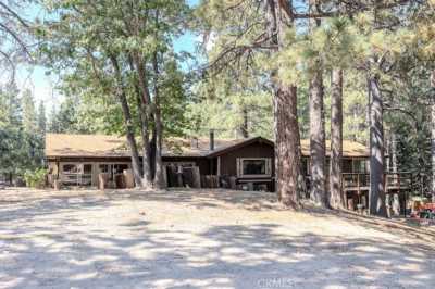 Home For Sale in Green Valley Lake, California