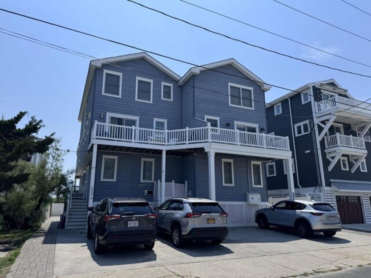 Picture of Home For Sale in Sea Isle City, New Jersey, United States