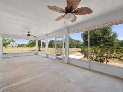 Home For Sale in Astatula, Florida