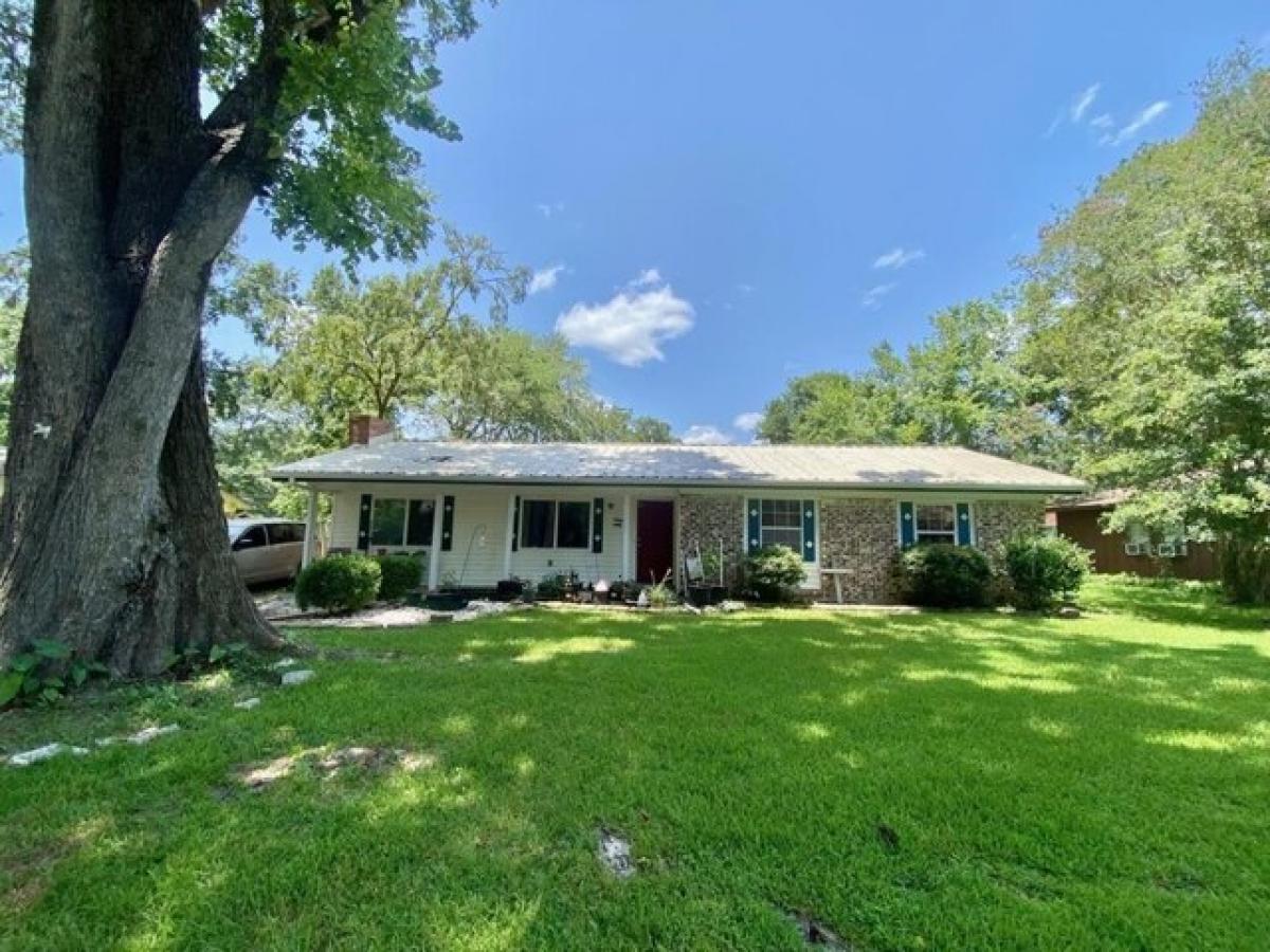 Picture of Home For Sale in Diboll, Texas, United States