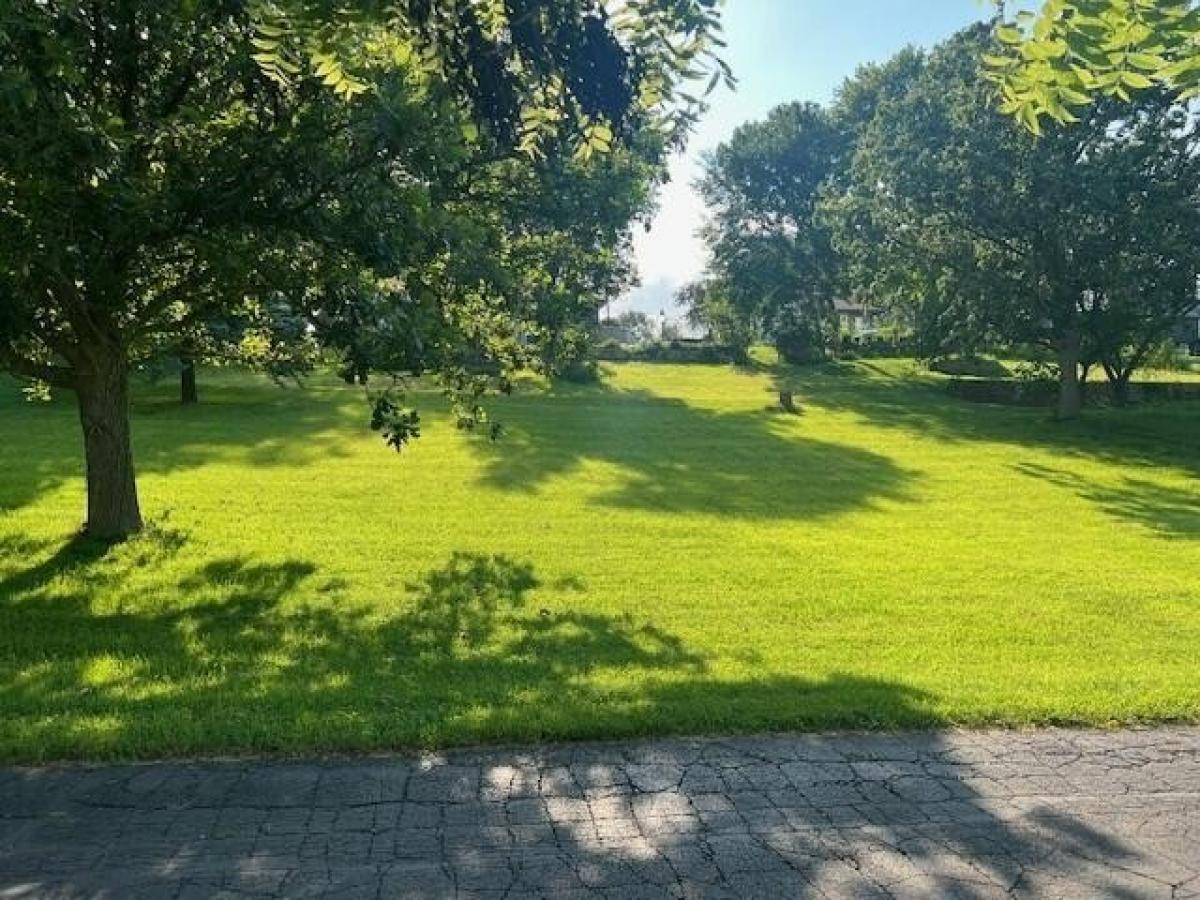 Picture of Residential Land For Rent in Council Bluffs, Iowa, United States