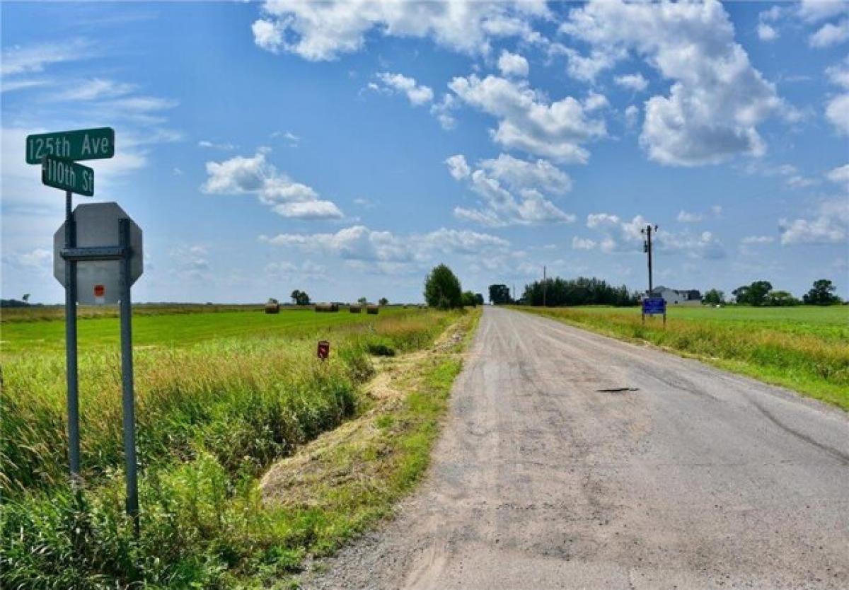 Picture of Residential Land For Sale in Milaca, Minnesota, United States