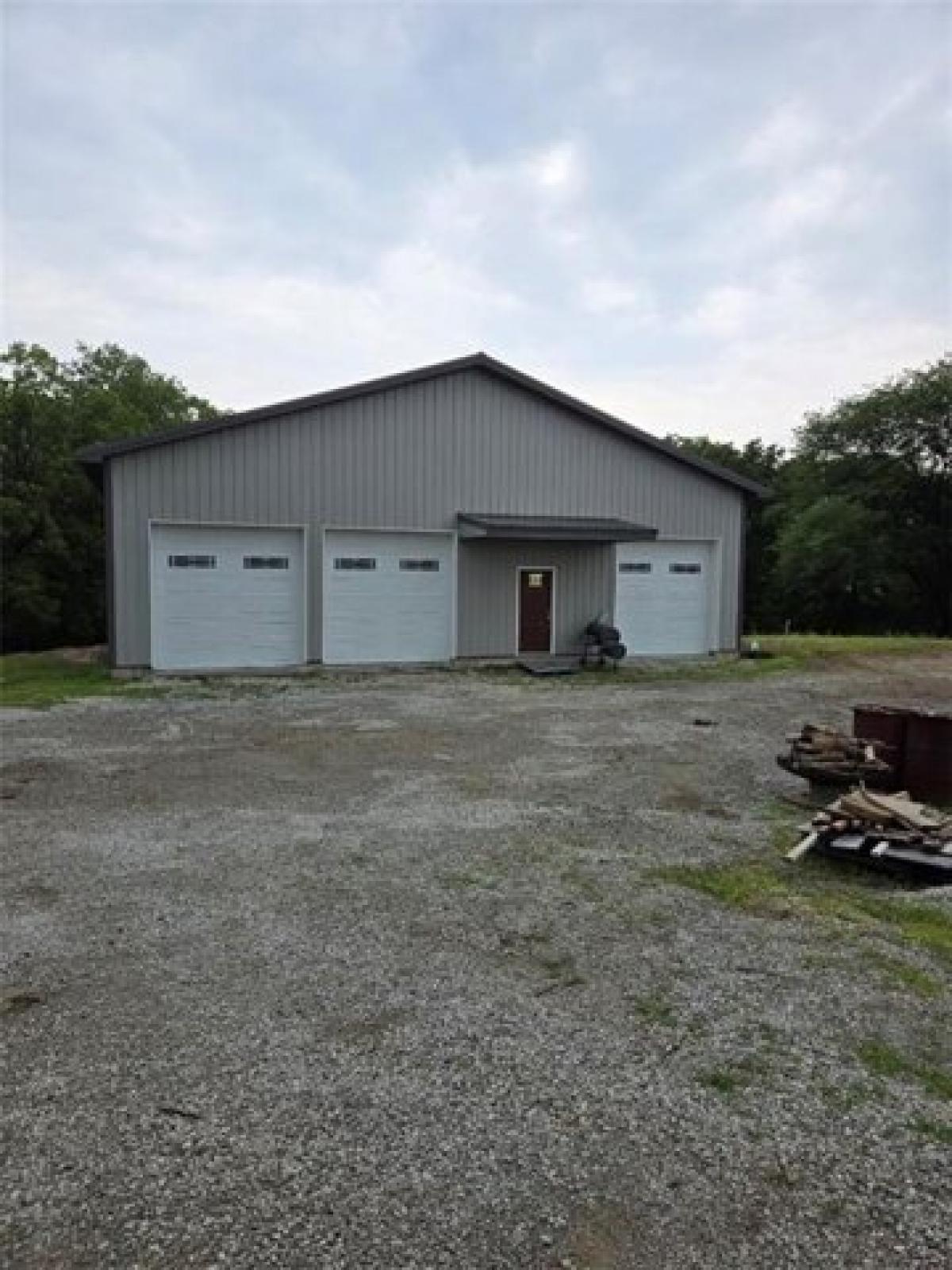 Picture of Home For Sale in Weston, Missouri, United States