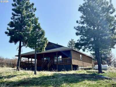 Home For Sale in Bickleton, Washington