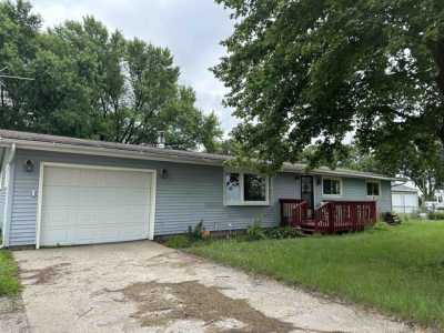 Home For Sale in Thomson, Illinois