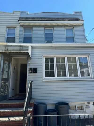 Home For Sale in Maspeth, New York