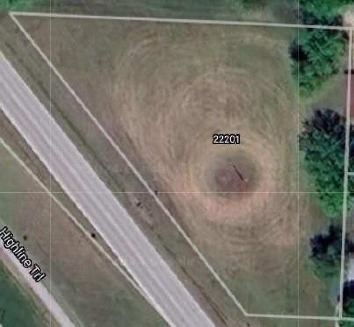 Picture of Residential Land For Sale in Peculiar, Missouri, United States