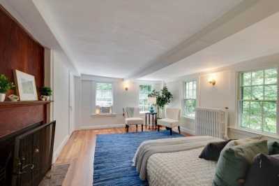 Home For Sale in Lincoln, Massachusetts