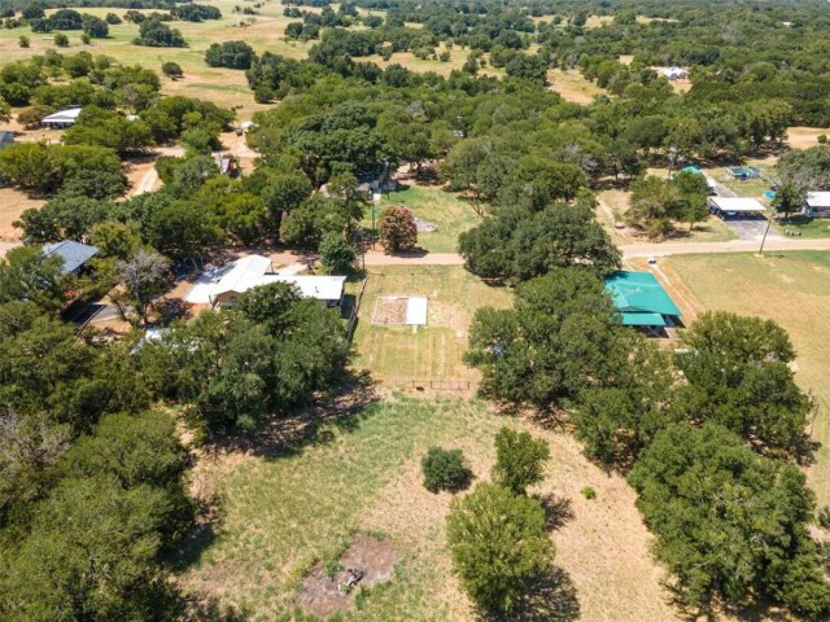 Picture of Residential Land For Sale in Clifton, Texas, United States