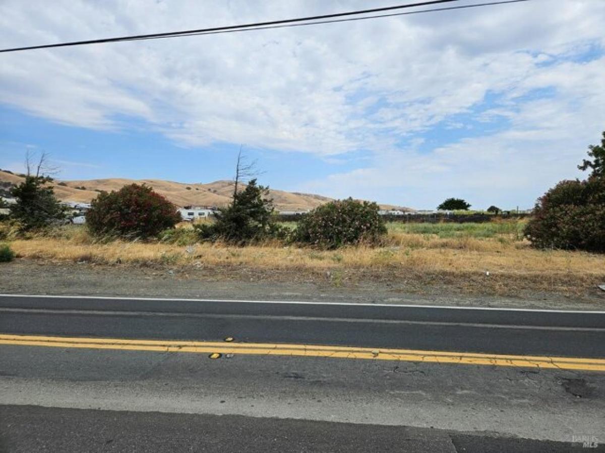 Picture of Residential Land For Sale in Fairfield, California, United States